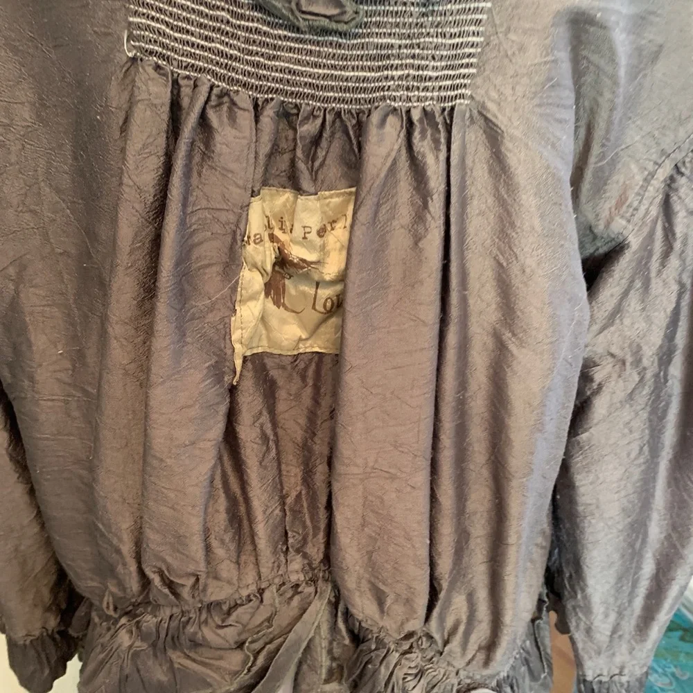 Magnolia Pearl Grey raw silk Button-Up Blouse - Picture 4 of 7